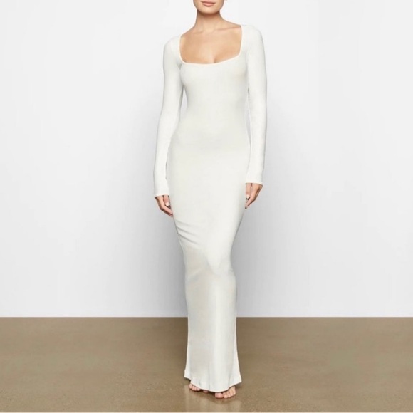SKIMS White Lounge Long Sleeve Maxi Dress size xs - Picture 2 of 9